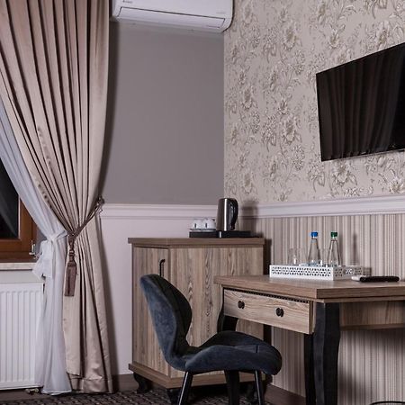 Apartamenty Willa W Dolinie Тарнув Екстер'єр фото