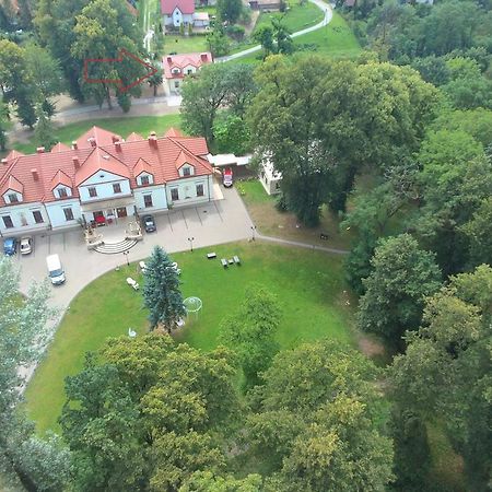 Apartamenty Willa W Dolinie Тарнув Екстер'єр фото